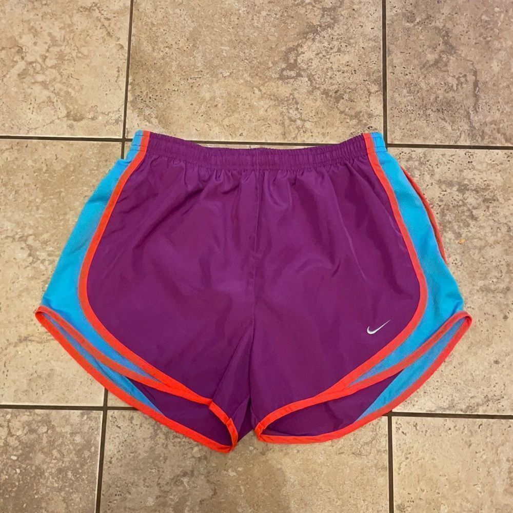 Nike Shorts - Women's Size Small